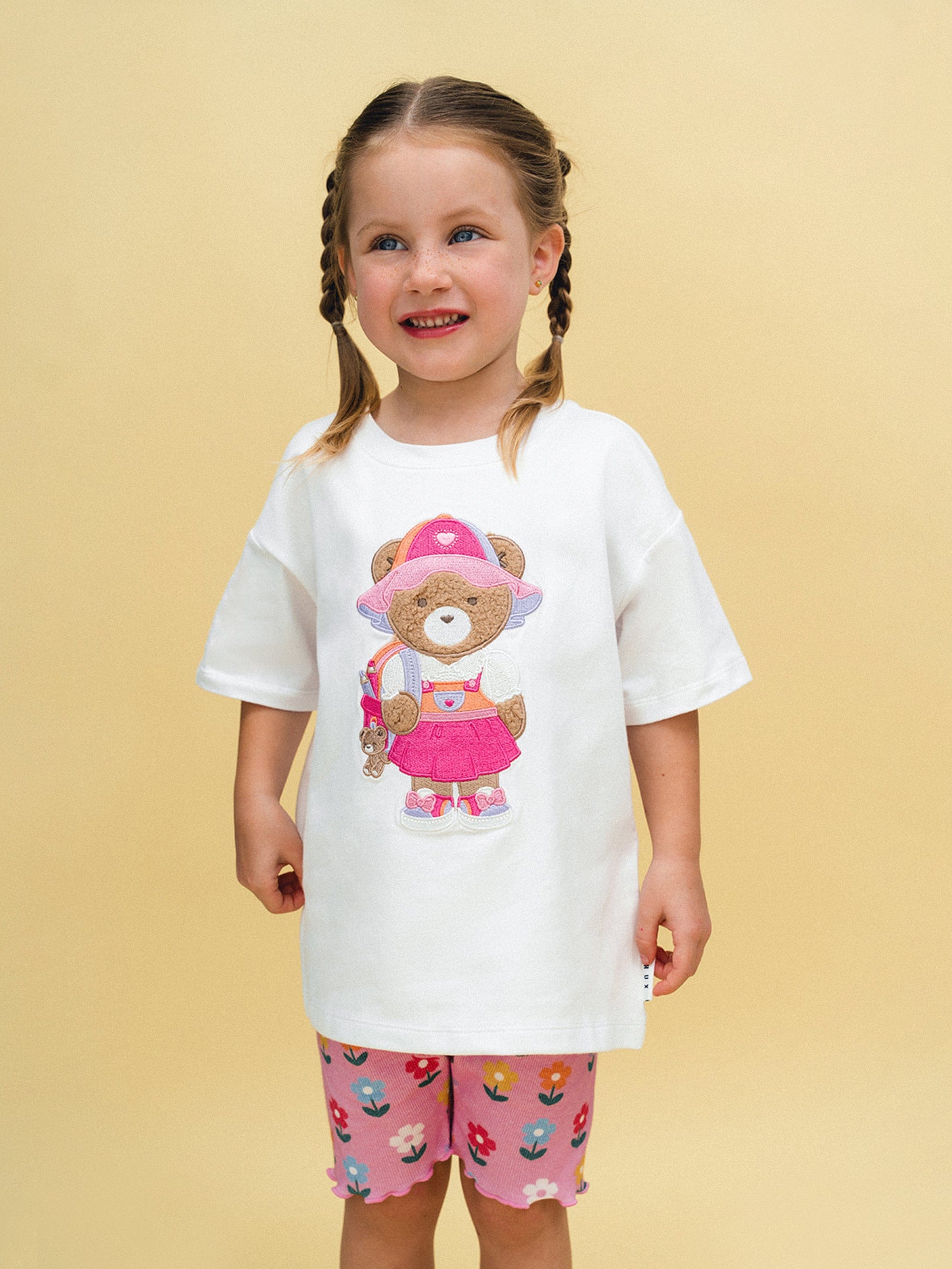 Back To Kinder Huxette T-Shirt T-SHIRT Huxbaby