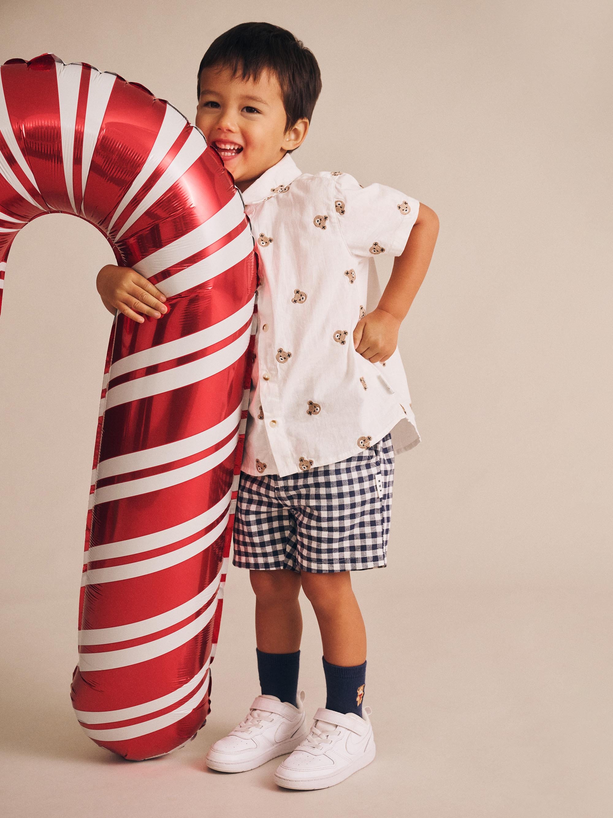 Shortsleeve Huxbear Button Up Crisp White T-SHIRT Huxbaby