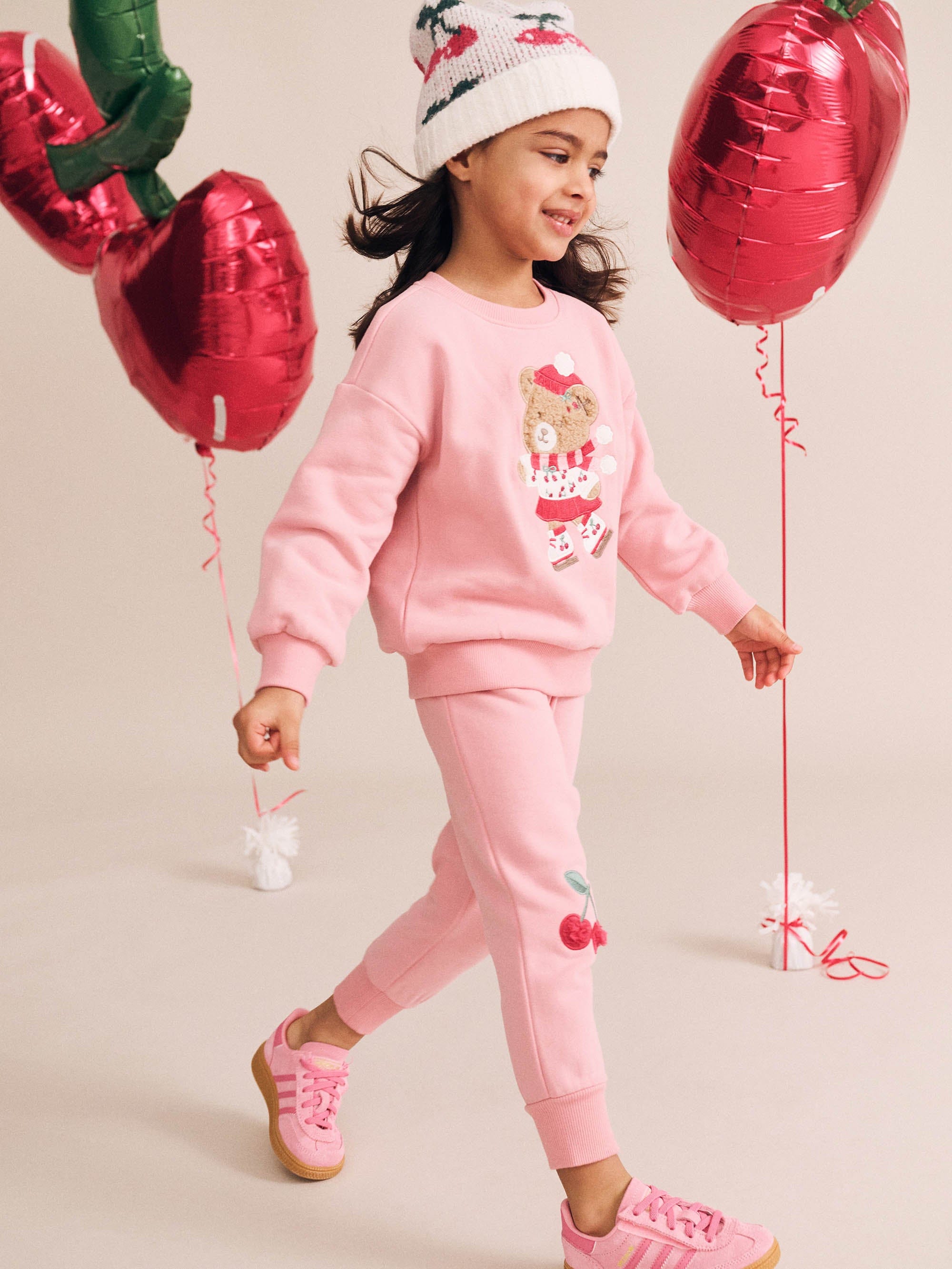 Ice Skater Huxette Sweatshirt SWEATSHIRT Huxbaby