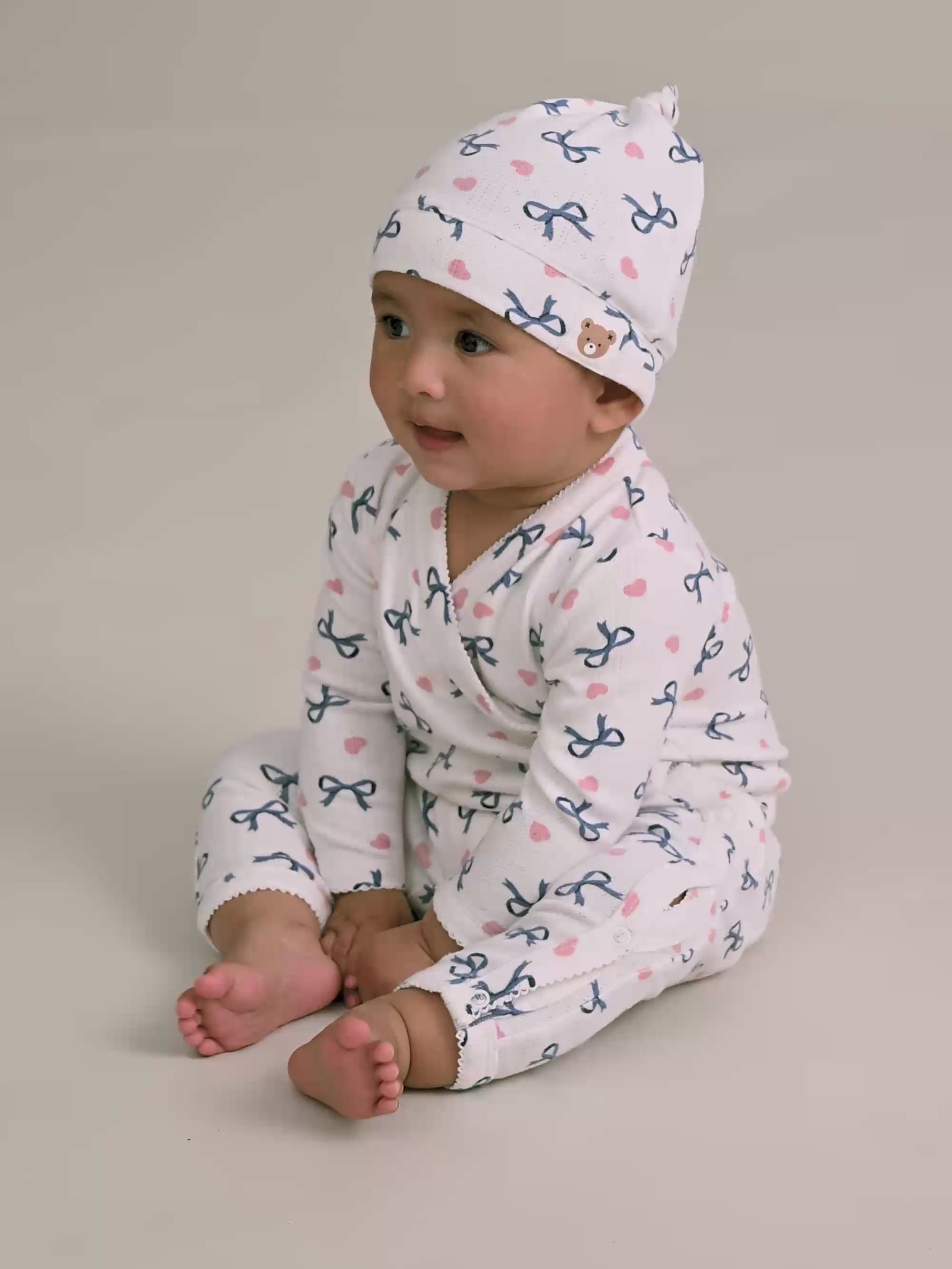 My First Hux Hearts And Bows Newborn Romper SET Huxbaby